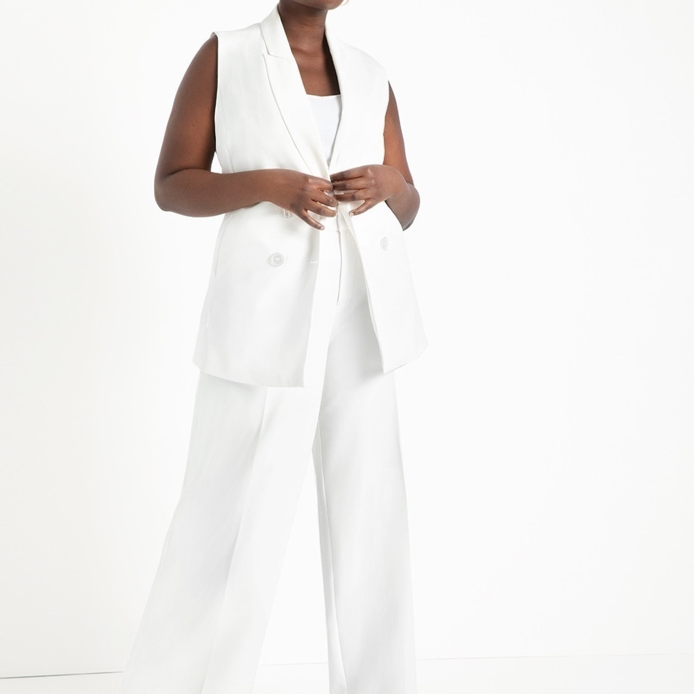 Eloquii Long Venice Crepe Vest‎ in White Size 16